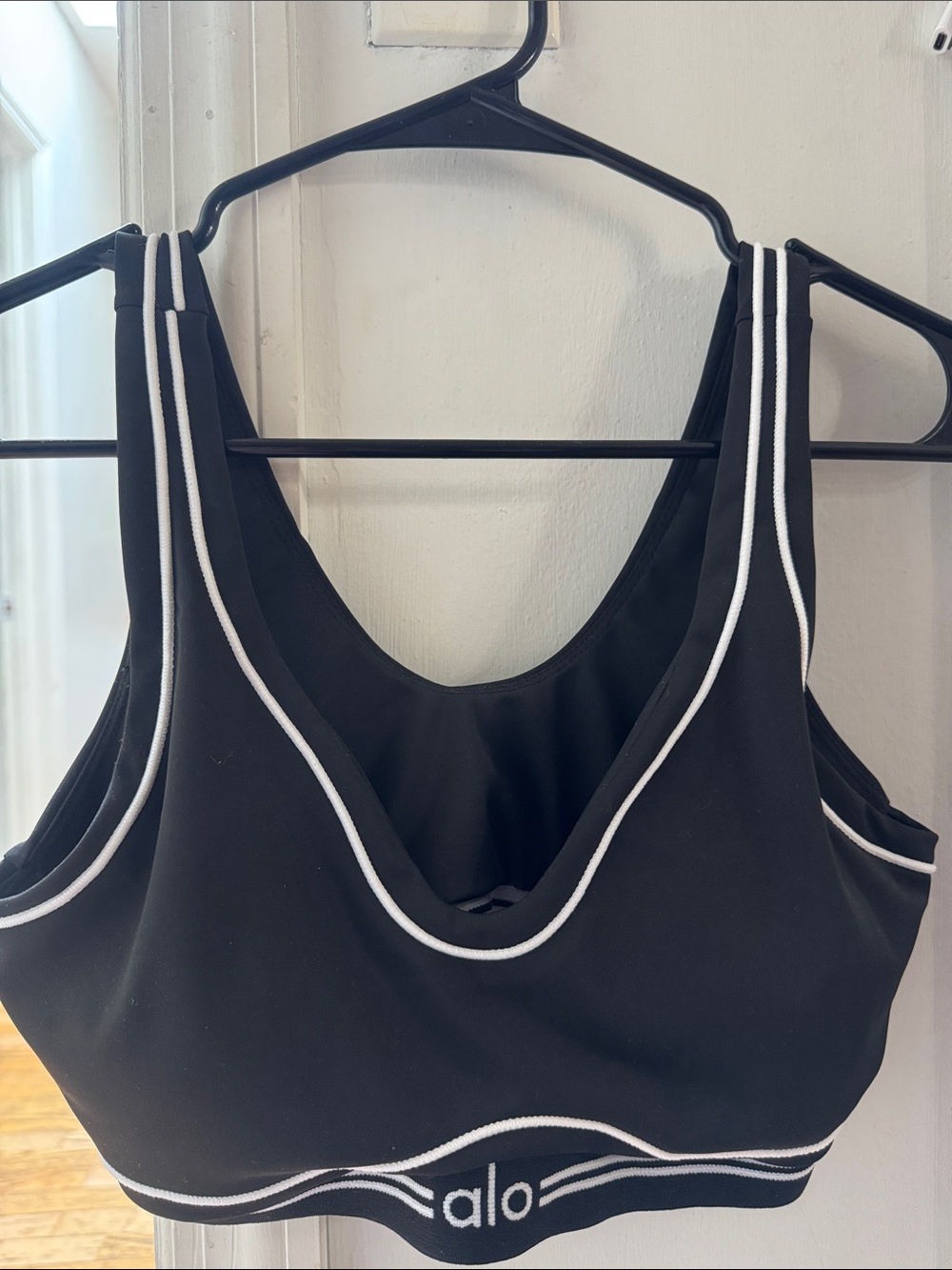 ALO Yoga Black Sports Bra with White Piping